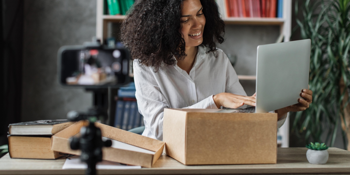 The Rise of Online Entrepreneurship: Navigating Digital Landscapes