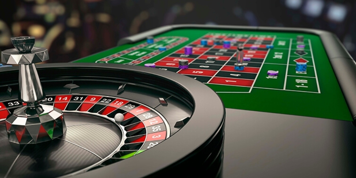 Regulatory Challenges and Opportunities in the Global Online Casino Market: A 2024 Outlook