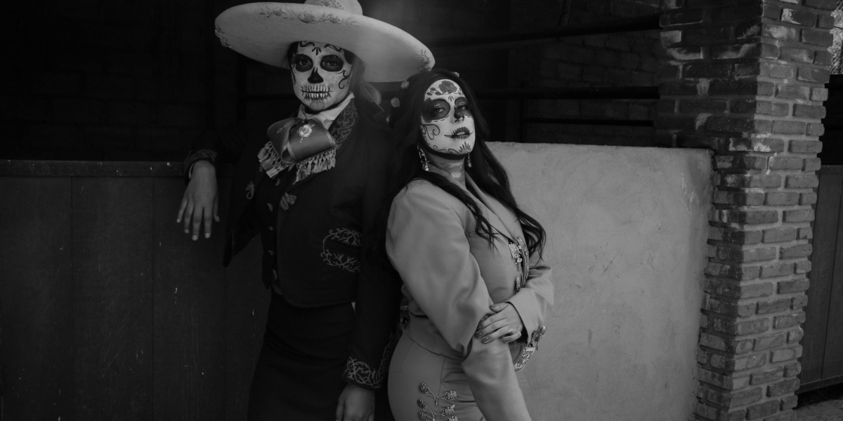 Creative Couple Fancy Dress Ideas to Steal the Show